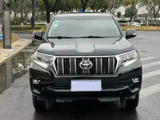Toyota Prado 2019 3.5L Automatique TX-L Pin de secours après la version Premium extérieur photo 2 Toyota Prado 2019 3.5L Automatique TX-L Pin de secours après la version Premium extérieur photo 2