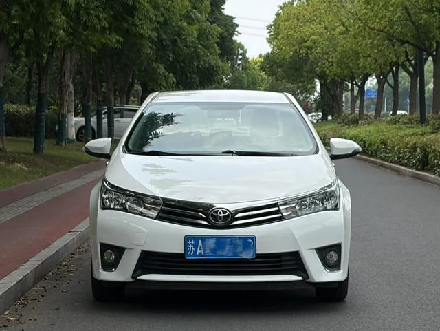 Toyota Corolla 2014 1.6L CVT GL exterior foto 2 Toyota Corolla 2014 1.6L CVT GL exterior foto 2