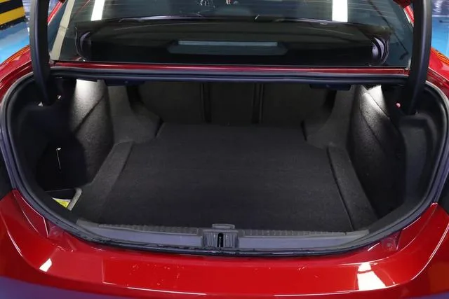 Alfa Romeo Giulia 2017 2.0T 200HP Version de luxe intérieur photo 17