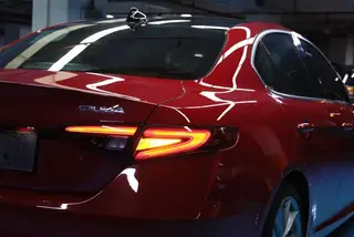 Alfa Romeo Giulia 2017 2.0T 200HP Version de luxe intérieur photo 18