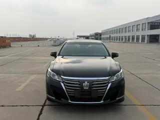Toyota Crown 2017 2.0T Sports version exterior photo 2 Toyota Crown 2017 2.0T Sports version exterior photo 2