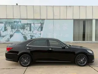 Toyota Crown 2017 2.0T Sports version exterior photo 4 Toyota Crown 2017 2.0T Sports version exterior photo 4