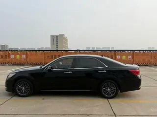 Toyota Crown 2017 2.0T Sports version exterior photo 8 Toyota Crown 2017 2.0T Sports version exterior photo 8