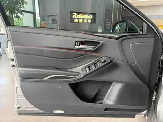 Toyota Avalon 2022 2.0L Version entreprenante intérieur photo 14