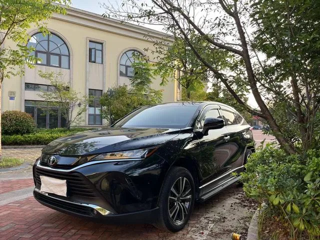 Toyota Harrier 2022 2.0L CVT Two-wheel drive enterprising version exterior photo 1 Toyota Harrier 2022 2.0L CVT Two-wheel drive enterprising version exterior photo 1