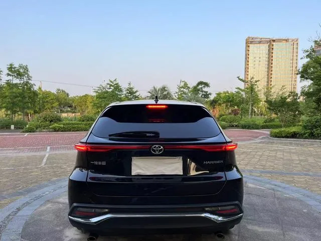 Toyota Harrier 2022 2.0L CVT Two-wheel drive enterprising version interior photo 8 Toyota Harrier 2022 2.0L CVT Two-wheel drive enterprising version interior photo 8