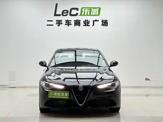 Alfa Romeo Giulia 2017 2.0T 200HP Luxury Edition exterior photo 2 Alfa Romeo Giulia 2017 2.0T 200HP Luxury Edition exterior photo 2