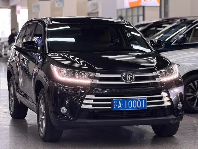 Toyota Highlander 2021 2.0T Édition Élite à quatre roues motrices 7 Siège extérieur photo 3