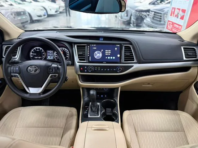 Toyota Highlander 2021 2.0T Édition Élite à quatre roues motrices 7 Siège intérieur photo 13