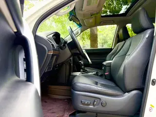 Toyota Prado 2018 3.5L Automático TX-L exterior foto 7