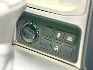 Toyota Prado 2018 3.5L Automático TX-L interior foto 14