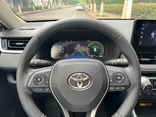 Toyota RAV4 2023 2.0L CVT Two-drive fashion PLUS version interior photo 10 Toyota RAV4 2023 2.0L CVT Two-drive fashion PLUS version interior photo 10