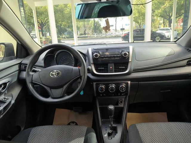 Toyota Vios 2017 1.5L CVT Line Creation Edition interior photo 13 Toyota Vios 2017 1.5L CVT Line Creation Edition interior photo 13