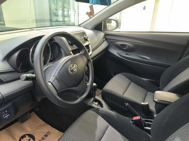 Toyota Vios 2017 1.5L CVT Line Creation Edition interior photo 14 Toyota Vios 2017 1.5L CVT Line Creation Edition interior photo 14