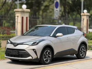 Toyota C-HR 2021 2.0L Роскошная версия