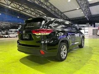 Toyota Highlander 2021 2.0T Édition Élite à quatre roues motrices 7 Siège extérieur photo 4 Toyota Highlander 2021 2.0T Édition Élite à quatre roues motrices 7 Siège extérieur photo 4