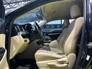 Toyota Highlander 2021 2.0T Édition Élite à quatre roues motrices 7 Siège extérieur photo 9 Toyota Highlander 2021 2.0T Édition Élite à quatre roues motrices 7 Siège extérieur photo 9