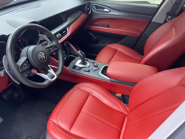 Alfa Romeo Stelvio 2021 2.0T 280HP Luxury Edition exterior photo 6 Alfa Romeo Stelvio 2021 2.0T 280HP Luxury Edition exterior photo 6