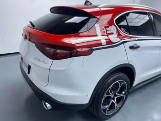 Alfa Romeo Stelvio 2021 2.0T 280HP Luxury Edition interior photo 13 Alfa Romeo Stelvio 2021 2.0T 280HP Luxury Edition interior photo 13