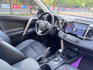 Toyota RAV4 2018 2.5L Élite automatique à quatre roues motrices i Version extérieur photo 6 Toyota RAV4 2018 2.5L Élite automatique à quatre roues motrices i Version extérieur photo 6