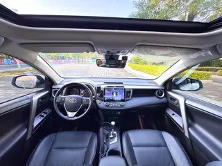 Toyota RAV4 2018 2.5L Élite automatique à quatre roues motrices i Version extérieur photo 7 Toyota RAV4 2018 2.5L Élite automatique à quatre roues motrices i Version extérieur photo 7