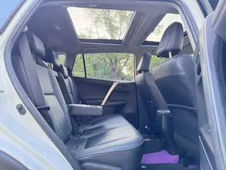 Toyota RAV4 2018 2.5L Élite automatique à quatre roues motrices i Version extérieur photo 10 Toyota RAV4 2018 2.5L Élite automatique à quatre roues motrices i Version extérieur photo 10