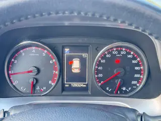 Toyota RAV4 2018 2.5L Élite automatique à quatre roues motrices i Version intérieur photo 12 Toyota RAV4 2018 2.5L Élite automatique à quatre roues motrices i Version intérieur photo 12