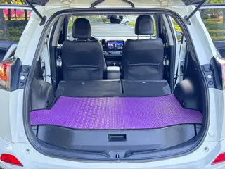 Toyota RAV4 2018 2.5L Élite automatique à quatre roues motrices i Version intérieur photo 20 Toyota RAV4 2018 2.5L Élite automatique à quatre roues motrices i Version intérieur photo 20