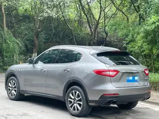 Maserati Levante 2016 3.0T Levante exterior photo 4 Maserati Levante 2016 3.0T Levante exterior photo 4