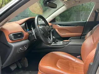 Maserati Levante 2016 3.0T Levante interior photo 8 Maserati Levante 2016 3.0T Levante interior photo 8