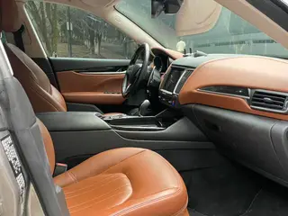 Maserati Levante 2016 3.0T Levante interior photo 11 Maserati Levante 2016 3.0T Levante interior photo 11
