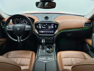 Maserati Ghibli 2020 3.0T Standard Edition interior photo 10 Maserati Ghibli 2020 3.0T Standard Edition interior photo 10