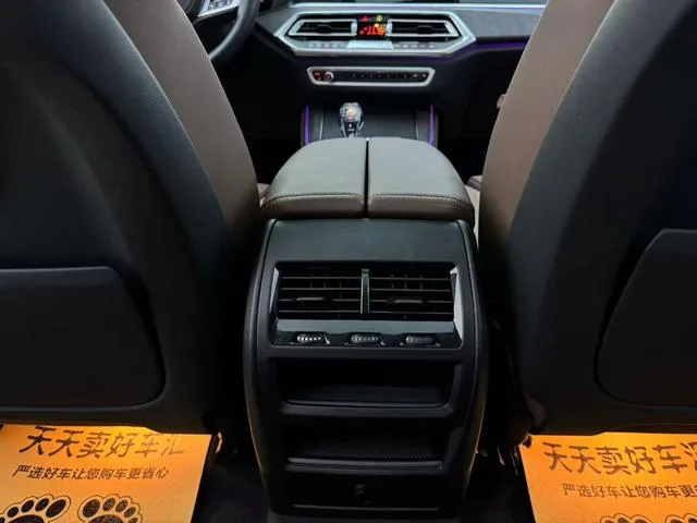 BMW X5 2021 xDrive30i M Sports suit interior photo 13 BMW X5 2021 xDrive30i M Sports suit interior photo 13
