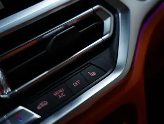 BMW M4 2022 M4 Coupe Thunder Edition interior photo 15 BMW M4 2022 M4 Coupe Thunder Edition interior photo 15