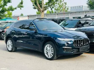 Maserati Levante 2019 3.0T Premium Blue Global Limited Edition Country VI exterior photo 3 Maserati Levante 2019 3.0T Premium Blue Global Limited Edition Country VI exterior photo 3
