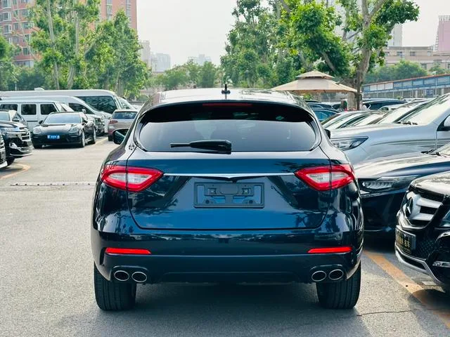 Maserati Levante 2019 3.0T Premium Blue Global Limited Edition Country VI exterior photo 5 Maserati Levante 2019 3.0T Premium Blue Global Limited Edition Country VI exterior photo 5