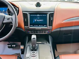 Maserati Levante 2019 3.0T Premium Blue Global Limited Edition Country VI interior photo 18 Maserati Levante 2019 3.0T Premium Blue Global Limited Edition Country VI interior photo 18