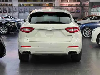 Maserati Levante 2016 3.0T Levante exterior photo 5 Maserati Levante 2016 3.0T Levante exterior photo 5