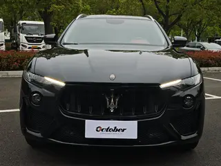 Maserati Levante 2016 3.0T Levante exterior foto 9 Maserati Levante 2016 3.0T Levante exterior foto 9