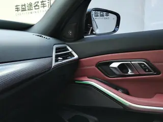 BMW 3 Series 2025 330i M Sports Night Suit interior photo 9 BMW 3 Series 2025 330i M Sports Night Suit interior photo 9
