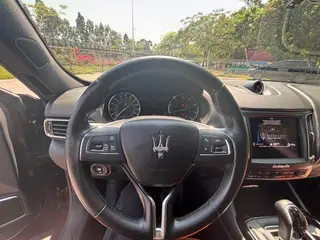 Maserati Levante 2018 3.0T Classic Edition exterior photo 6 Maserati Levante 2018 3.0T Classic Edition exterior photo 6