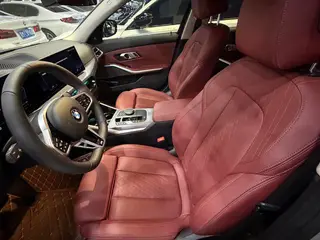 BMW 3 Series 2025 330Li M Sports Night Suit interior photo 10 BMW 3 Series 2025 330Li M Sports Night Suit interior photo 10