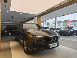 Maserati Levante 2016 3.0T Levante exterior photo 5 Maserati Levante 2016 3.0T Levante exterior photo 5