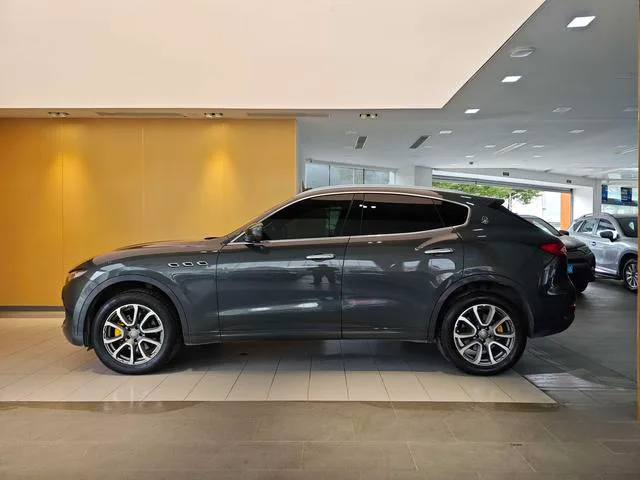 Maserati Levante 2016 3.0T Levante exterior photo 7 Maserati Levante 2016 3.0T Levante exterior photo 7
