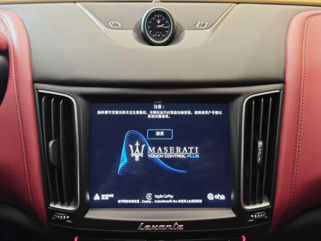 Maserati Levante 2016 3.0T Levante interior photo 20 Maserati Levante 2016 3.0T Levante interior photo 20