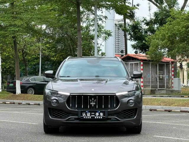 Maserati Levante 2016 3.0T Levante exterior photo 2 Maserati Levante 2016 3.0T Levante exterior photo 2
