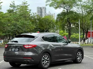 Maserati Levante 2016 3.0T Levante exterior photo 9 Maserati Levante 2016 3.0T Levante exterior photo 9
