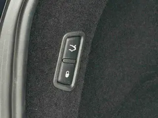 Maserati Levante 2016 3.0T Levante interior photo 14 Maserati Levante 2016 3.0T Levante interior photo 14