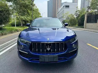 Maserati Levante 2022 2.0T GT Sharp Edition exterior photo 2 Maserati Levante 2022 2.0T GT Sharp Edition exterior photo 2