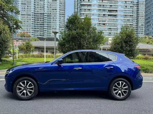 Maserati Levante 2022 2.0T GT Sharp Edition exterior photo 4 Maserati Levante 2022 2.0T GT Sharp Edition exterior photo 4